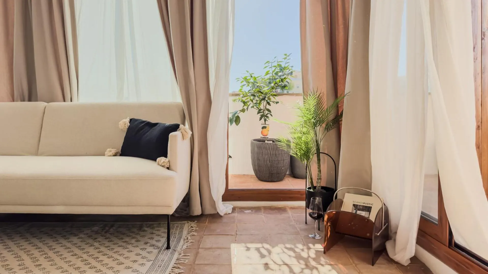 Beautiful & Comfy City Center Apartment Barcelona Spain